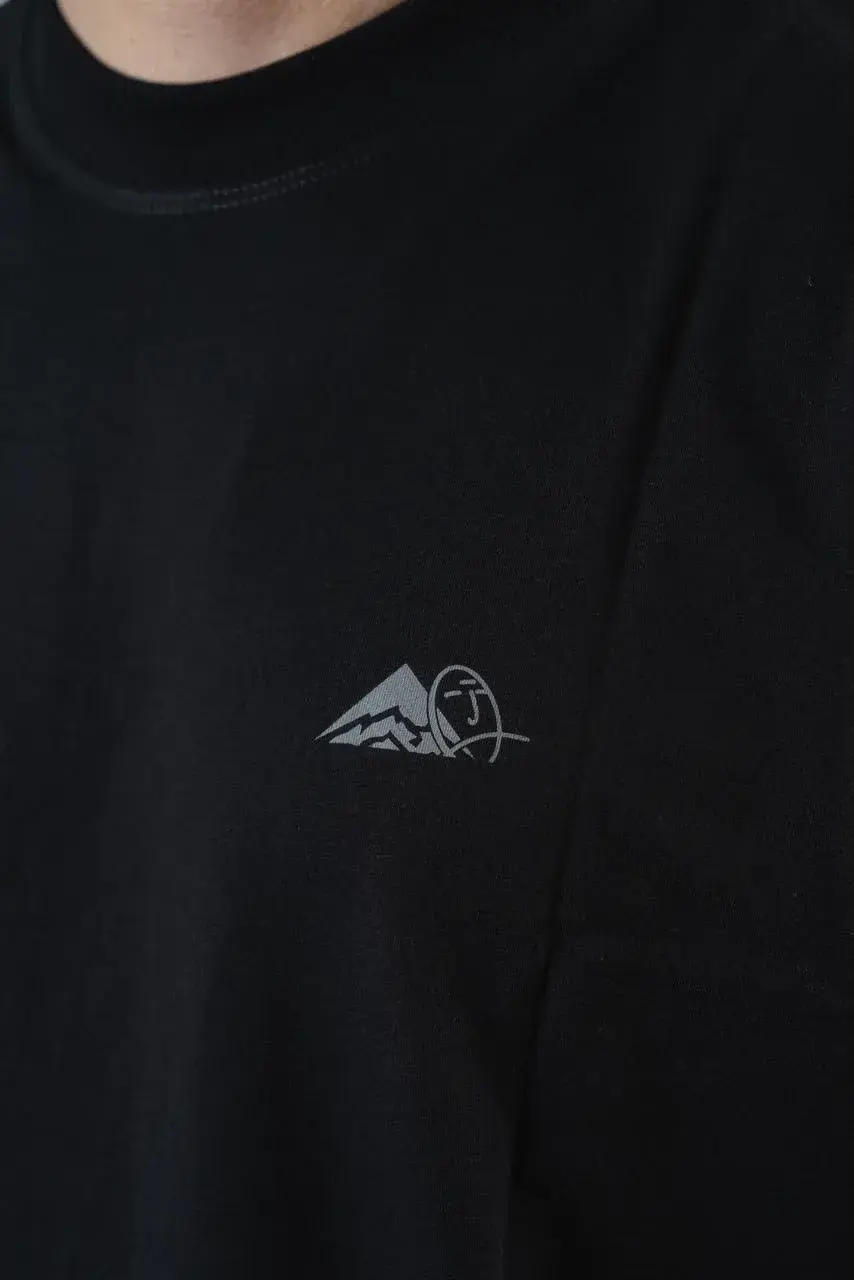 Camiseta GFEX preta, frente