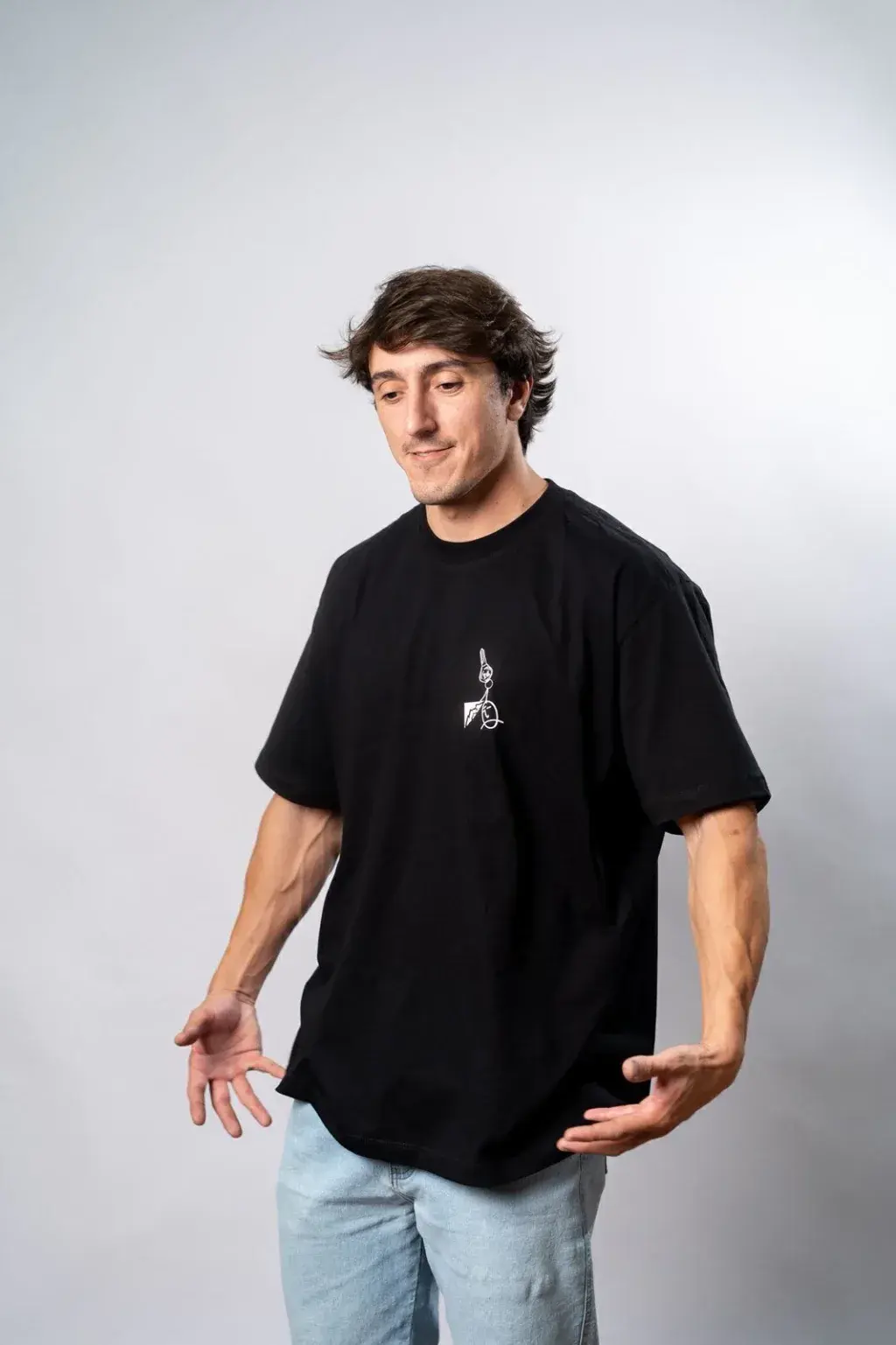 Camiseta GTR Edição 7 vestida